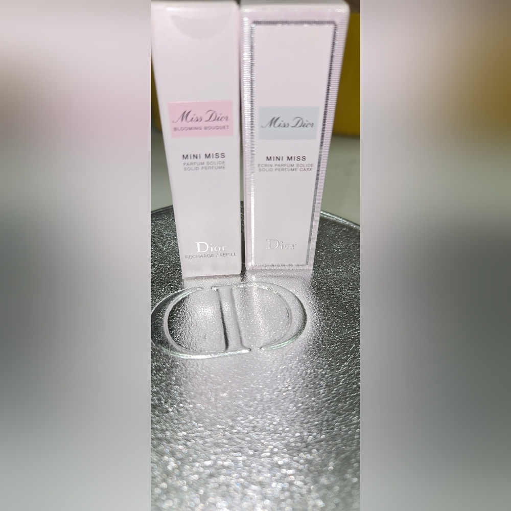 Dior Gift Set - Picture 2 of 5